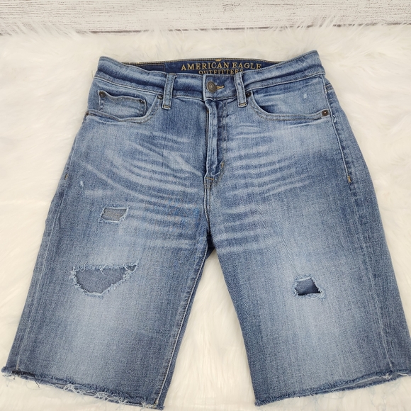 American Eagle Men's Core Flex Light Wash Distressed Jean Shorts - Picture 1 of 5
